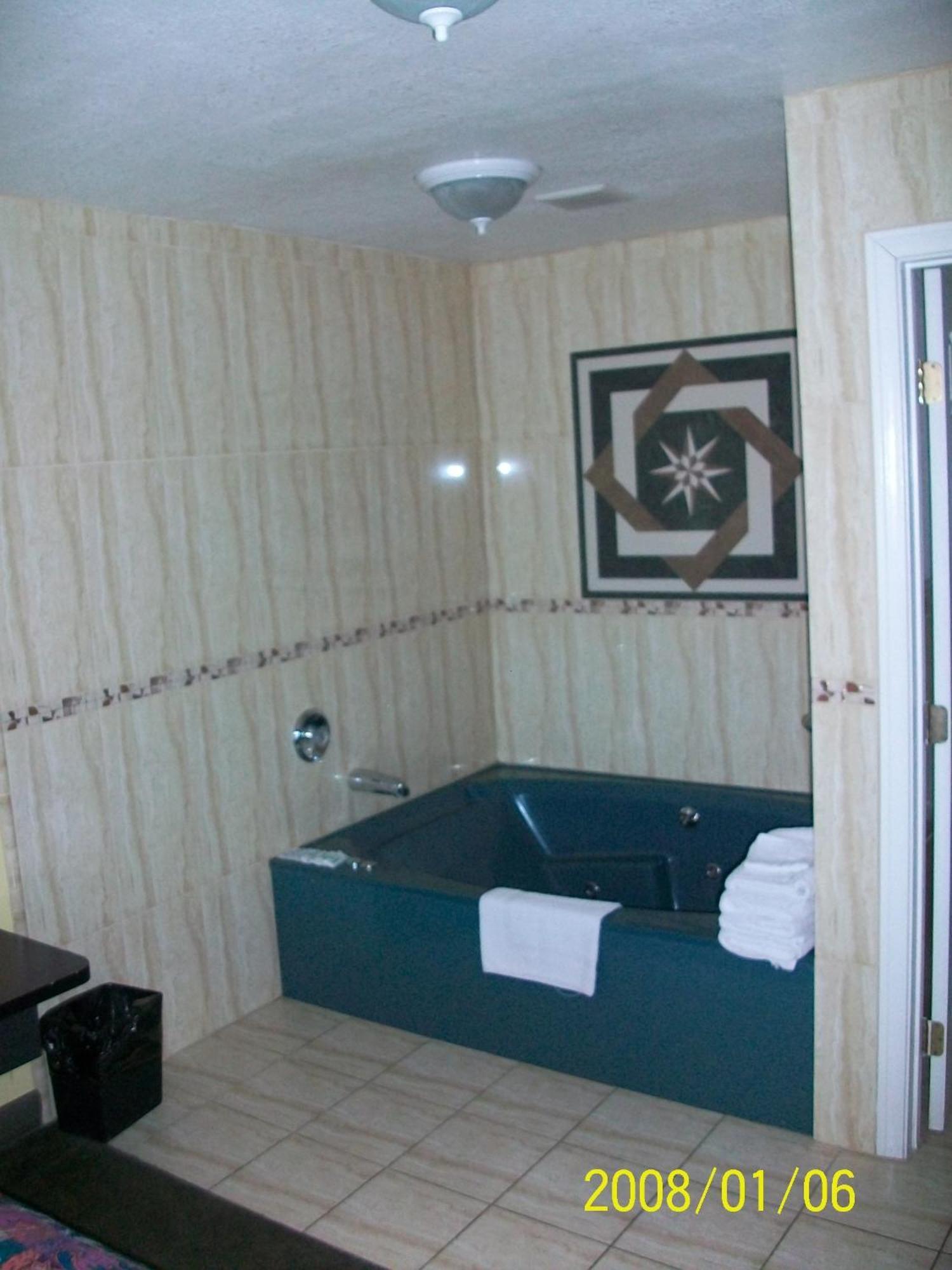 Rodeway Inn Commerce - Los Angeles Habitación foto